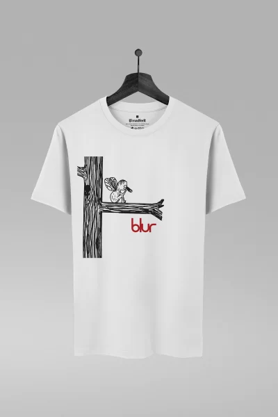 Camiseta branca com estampa da banda Blur