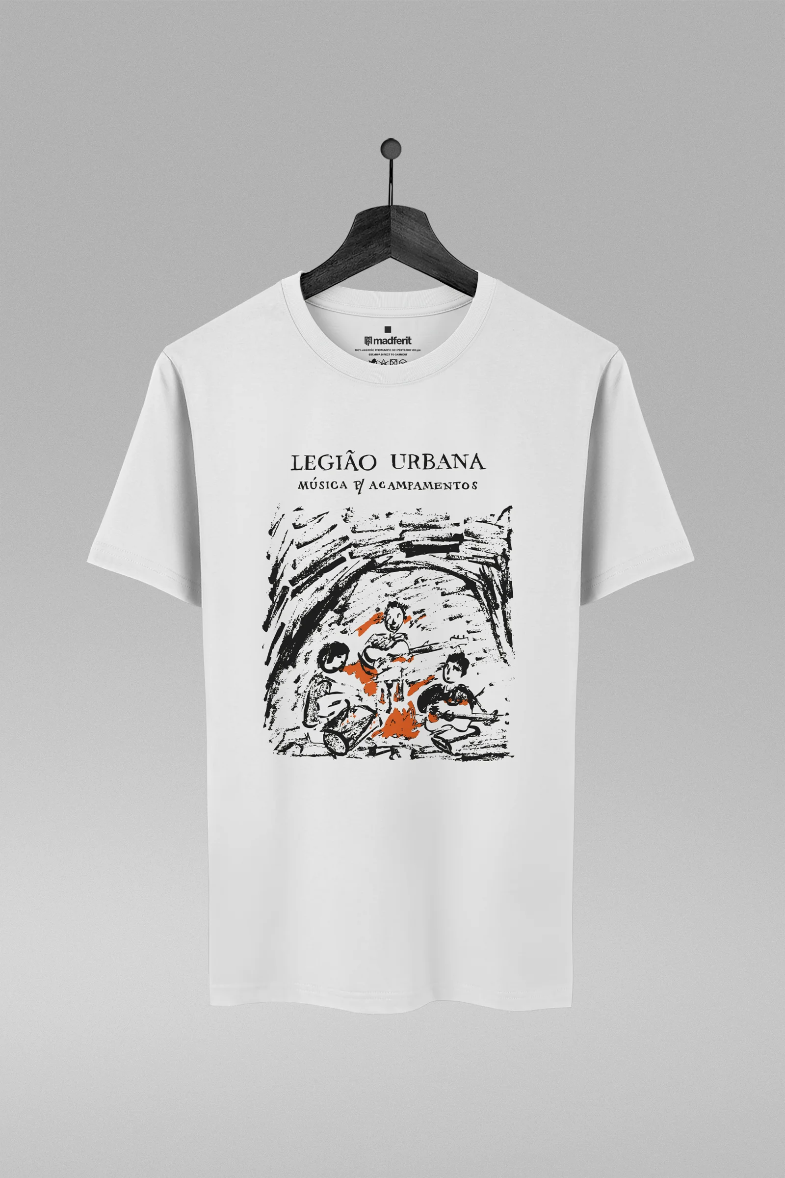 Camiseta branca com estampa da banda Legião Urbana