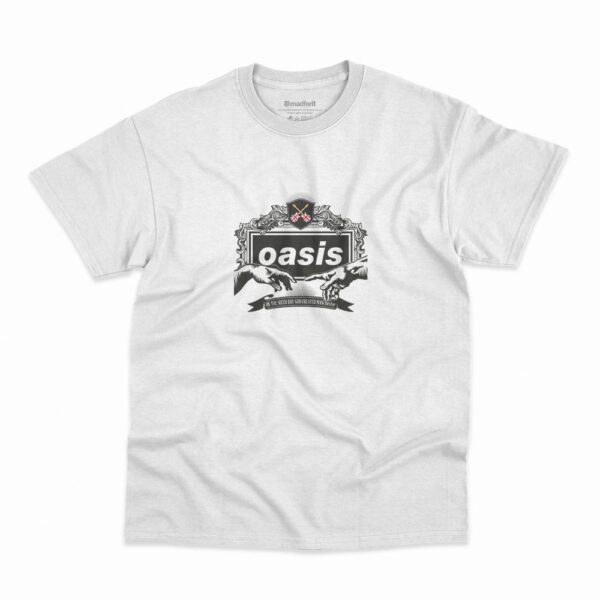 Camiseta Oasis God Created Manchester na cor branca