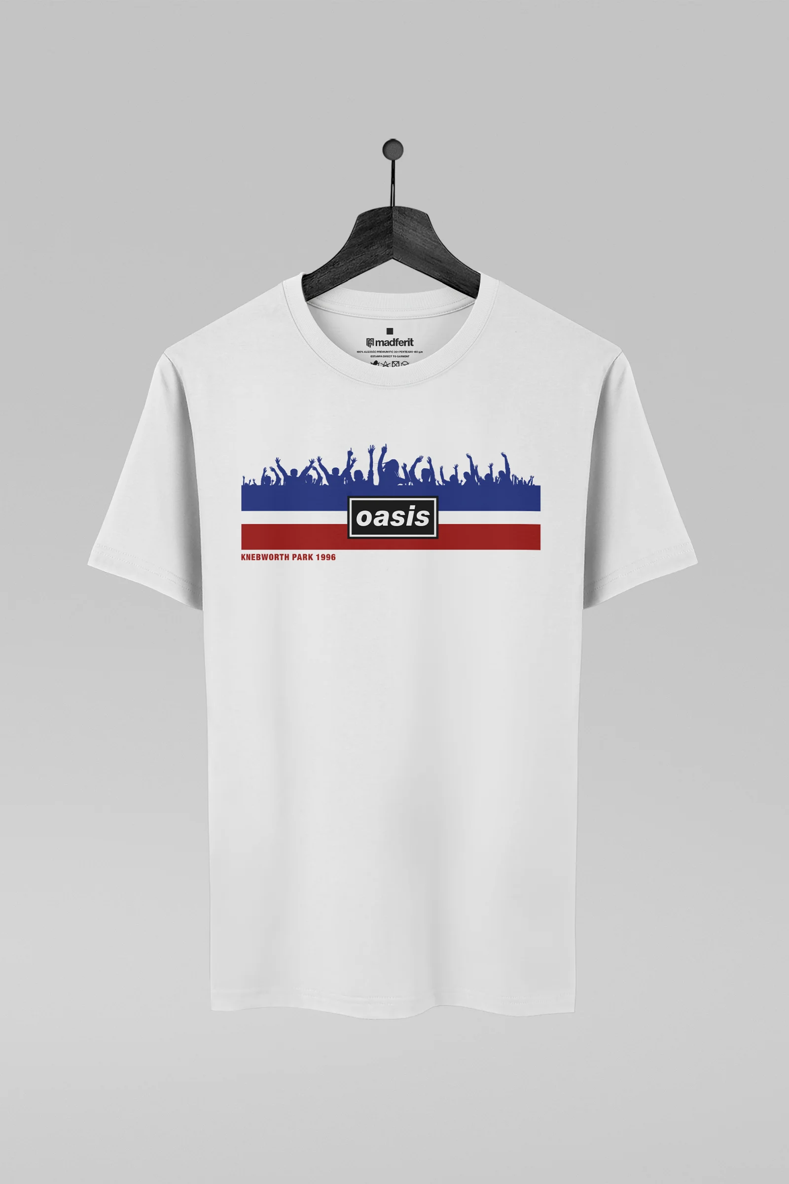Camiseta branca com estampa da banda Oasis