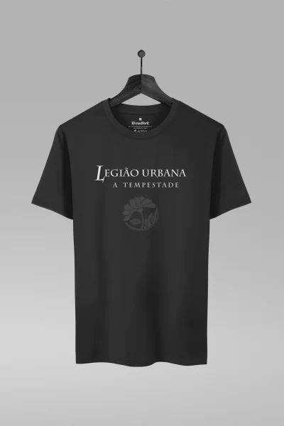 Camiseta preta com estampa da banda Legião Urbana