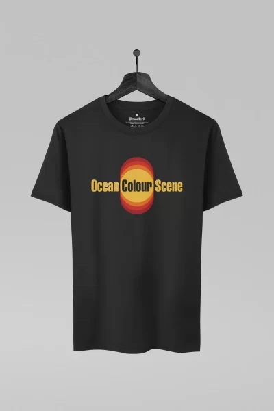 Camiseta preta com estampa da banda Ocean Colour Scene
