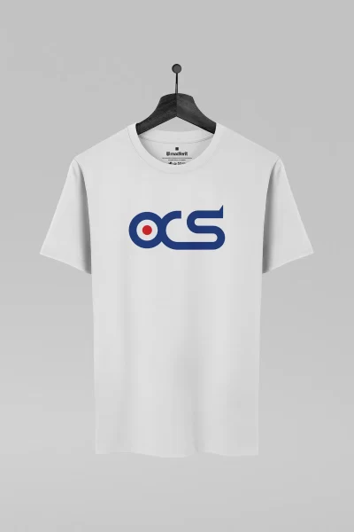 Camiseta branca com estampa da banda Ocean Colour Scene