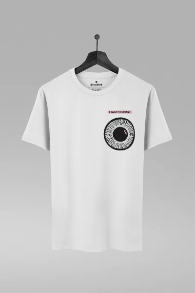 Camiseta branca com estampa da banda Franz Ferdinand