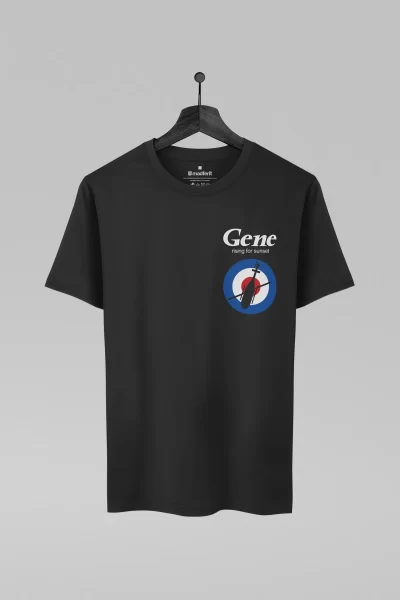 Camiseta preta com estampa da banda Gene