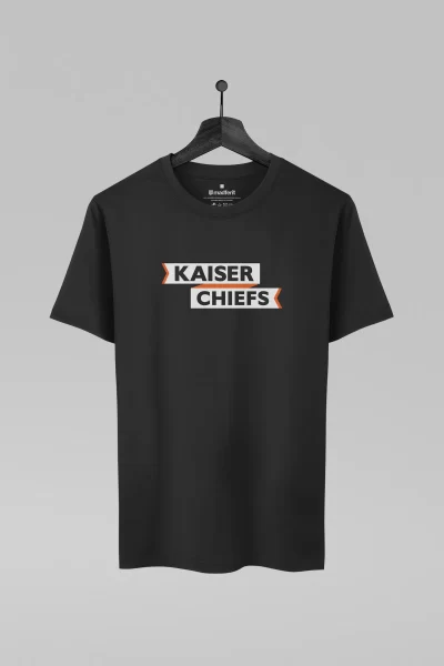 Camiseta preta com estampa da banda Kaiser Chiefs