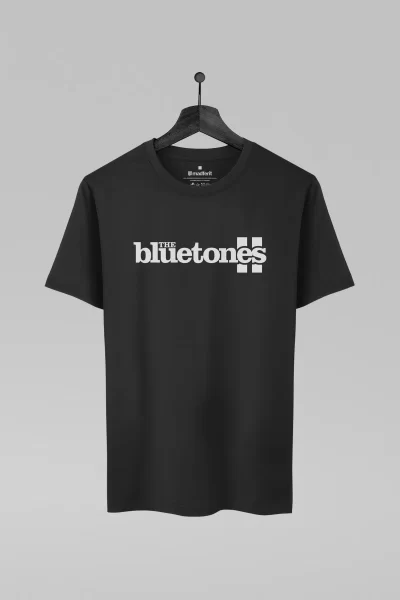 Camiseta preta com estampa da banda The Bluetones