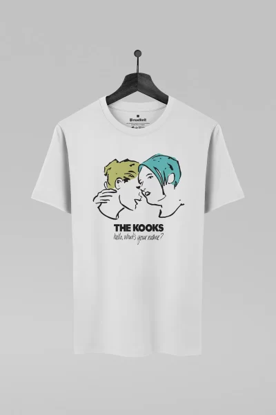 Camiseta branca com estampa da banda The Kooks