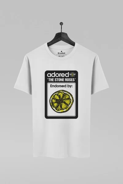 Camiseta branca com estampa da banda The Stone Roses