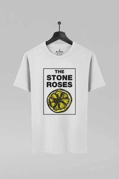 Camiseta branca com estampa da banda The Stone Roses