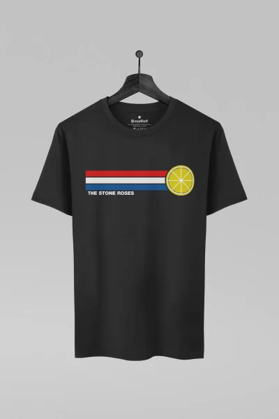 Camiseta preta com estampa da banda The Stone Roses