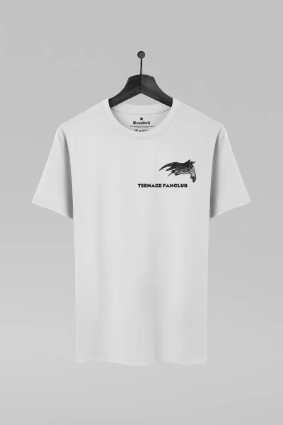 Camiseta branca com estampa da banda Teenage Fanclub