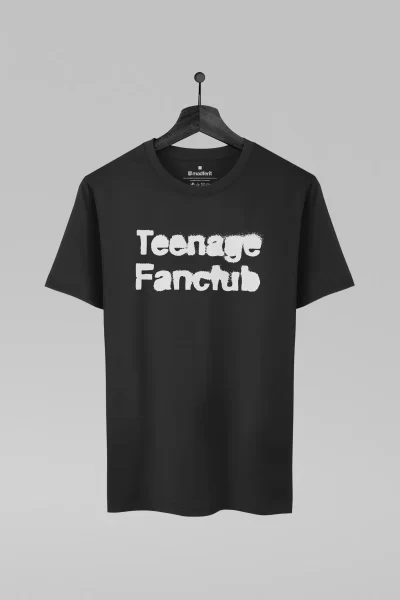 Camiseta preta com estampa da banda Teenage Fanclub