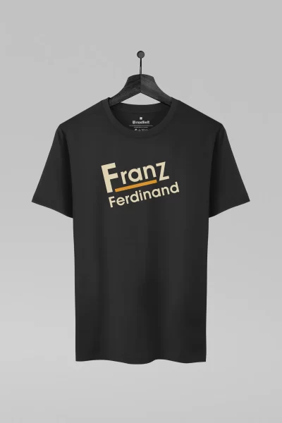 Camiseta preta com estampa da banda Franz Ferdinand