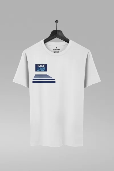 Camiseta branca com estampa da banda Travis