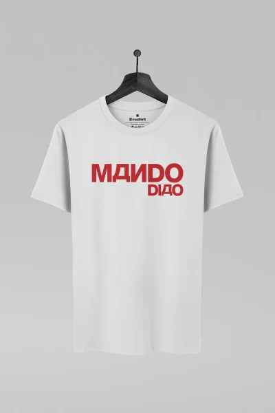 Camiseta branca com estampa da banda Mando Diao
