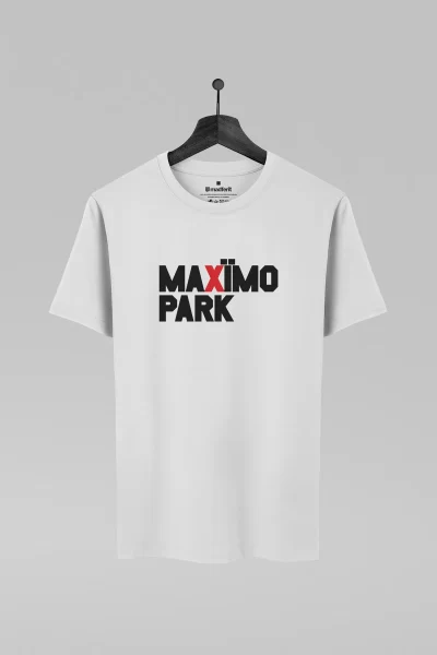 Camiseta branca com estampa da banda Maximo Park