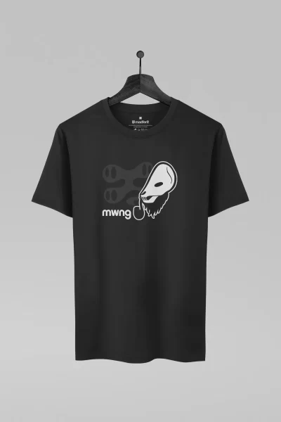 Camiseta preta com estampa da banda Super Furry Animals