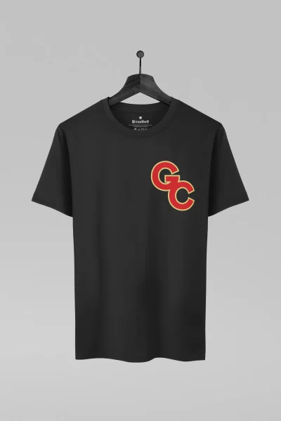 Camiseta preta com estampa da banda Gerry Cinnamon