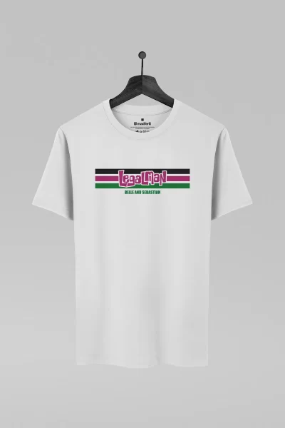 Camiseta branca com estampa da banda Belle And Sebastian