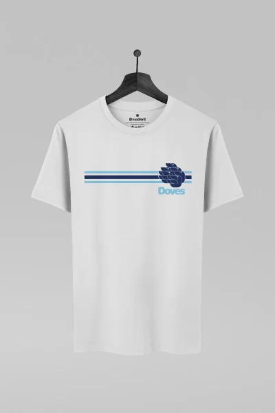 Camiseta branca com estampa da banda Doves