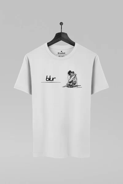 Camiseta branca com estampa da banda Blur