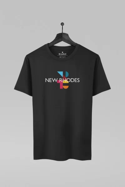 Camiseta preta com estampa da banda New Rhodes