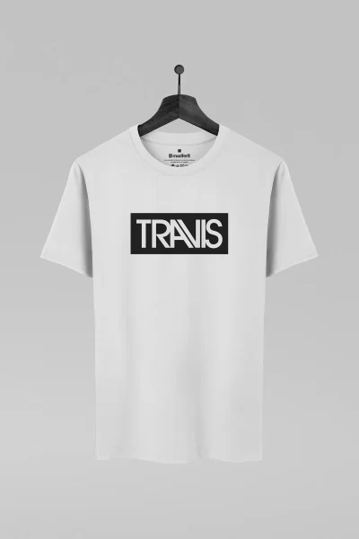 Camiseta branca com estampa da banda Travis