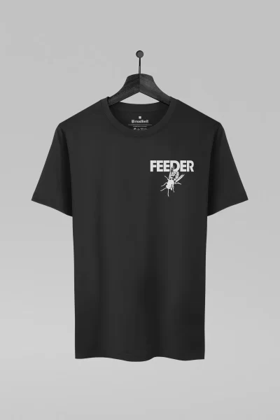 Camiseta preta com estampa da banda Feeder