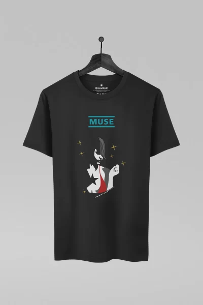 Camiseta preta com estampa da banda Muse