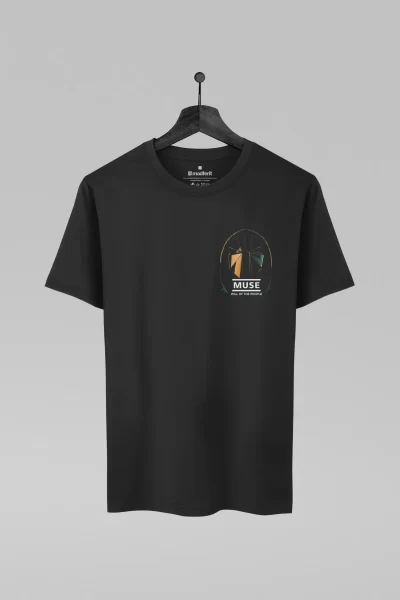 Camiseta preta com estampa da banda Muse
