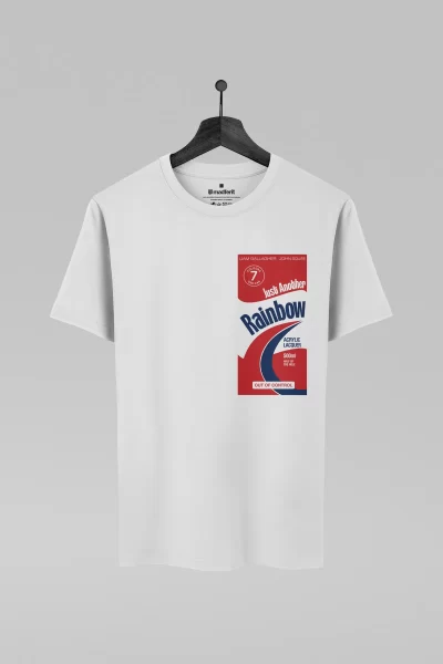 Camiseta branca com estampa do Liam Gallagher