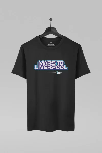 Camiseta preta com estampa do Liam Gallagher