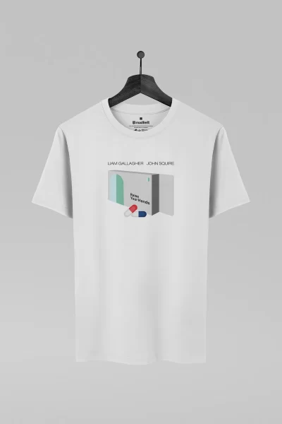 Camiseta branca com estampa do Liam Gallagher