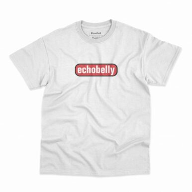 Camiseta na cor branca com logo da banda Echobelly