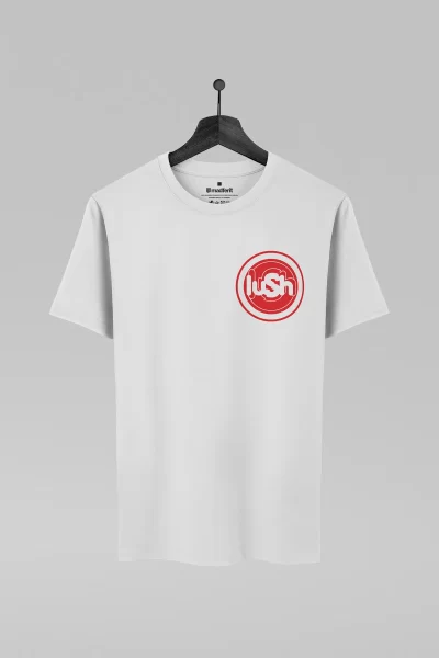 Camiseta branca com estampa da banda Lush