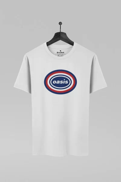 Camiseta branca com estampa da banda Oasis