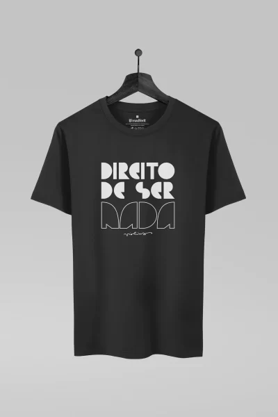 Camiseta preta com estampa da banda Violins