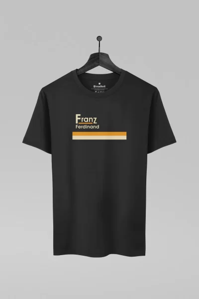 Camiseta preta com estampa da banda Franz Ferdinand
