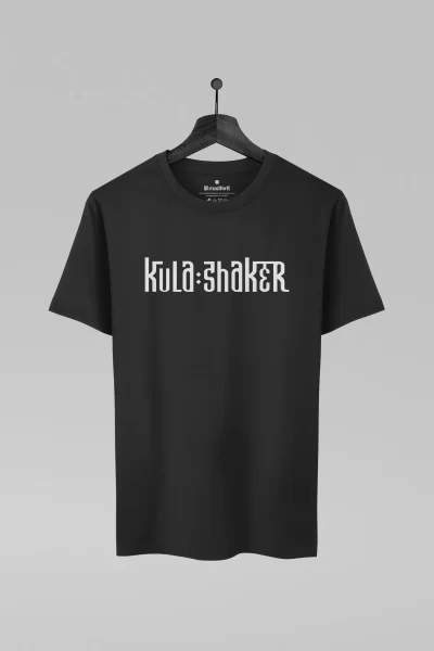 Camiseta preta com estampa da banda Kula Shaker