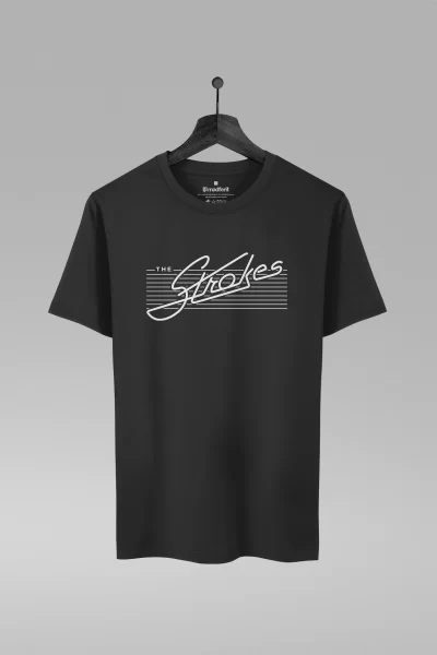 Camiseta preta com estampa da banda The Strokes