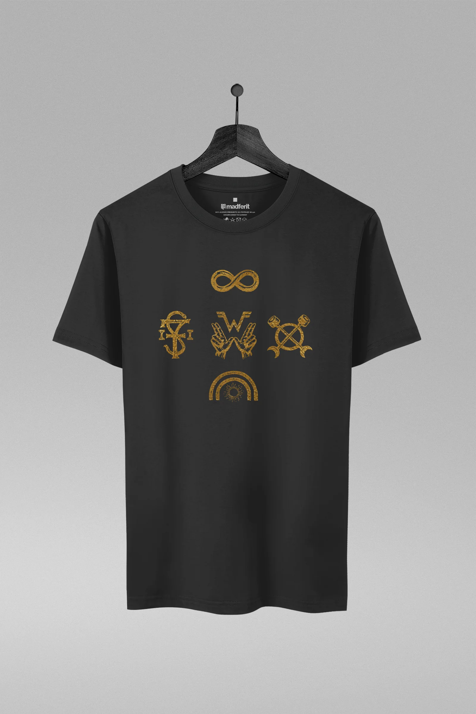 Camiseta preta com estampa da banda Weezer