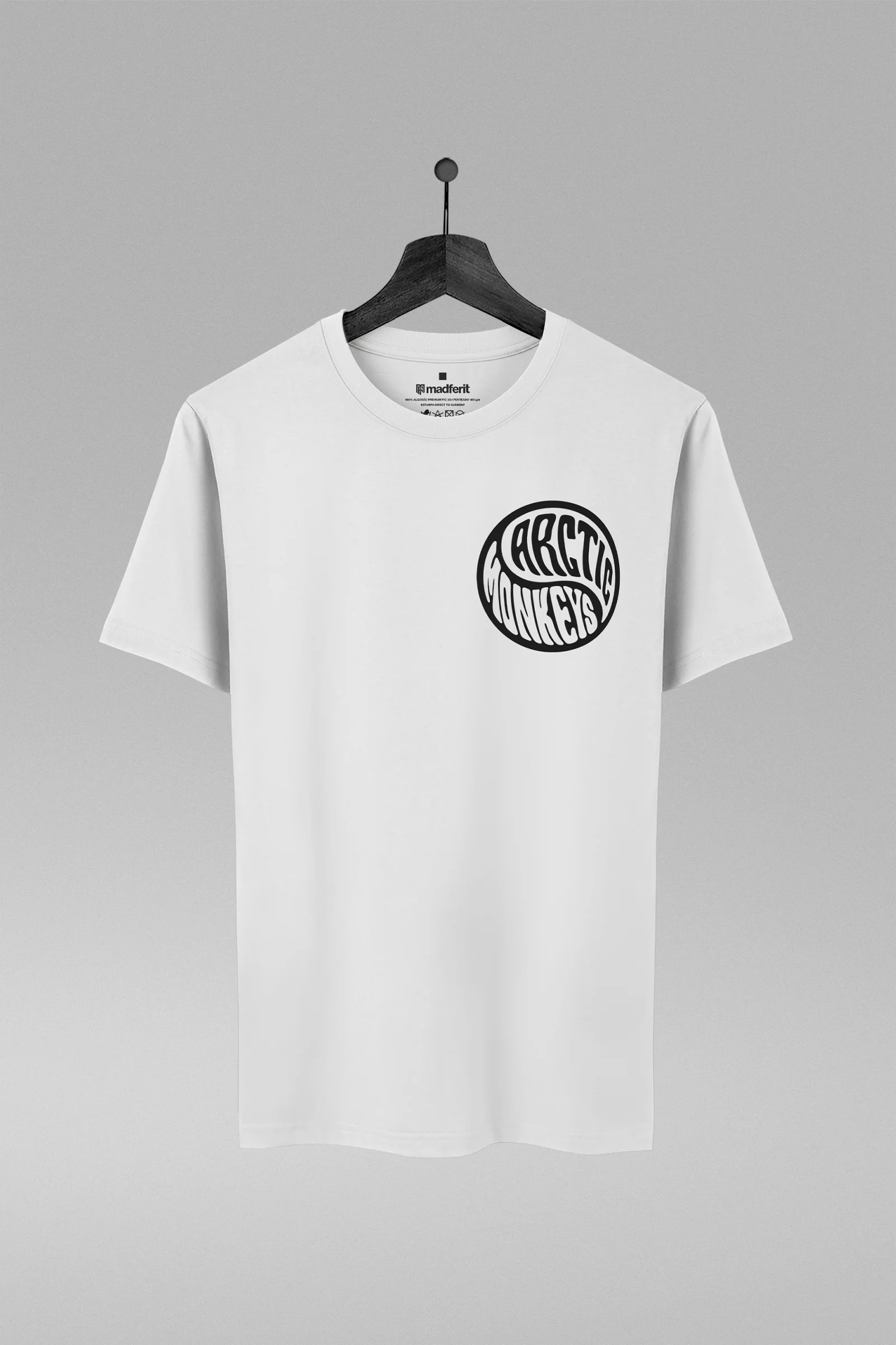 Camiseta branca com estampa da banda The Strokes