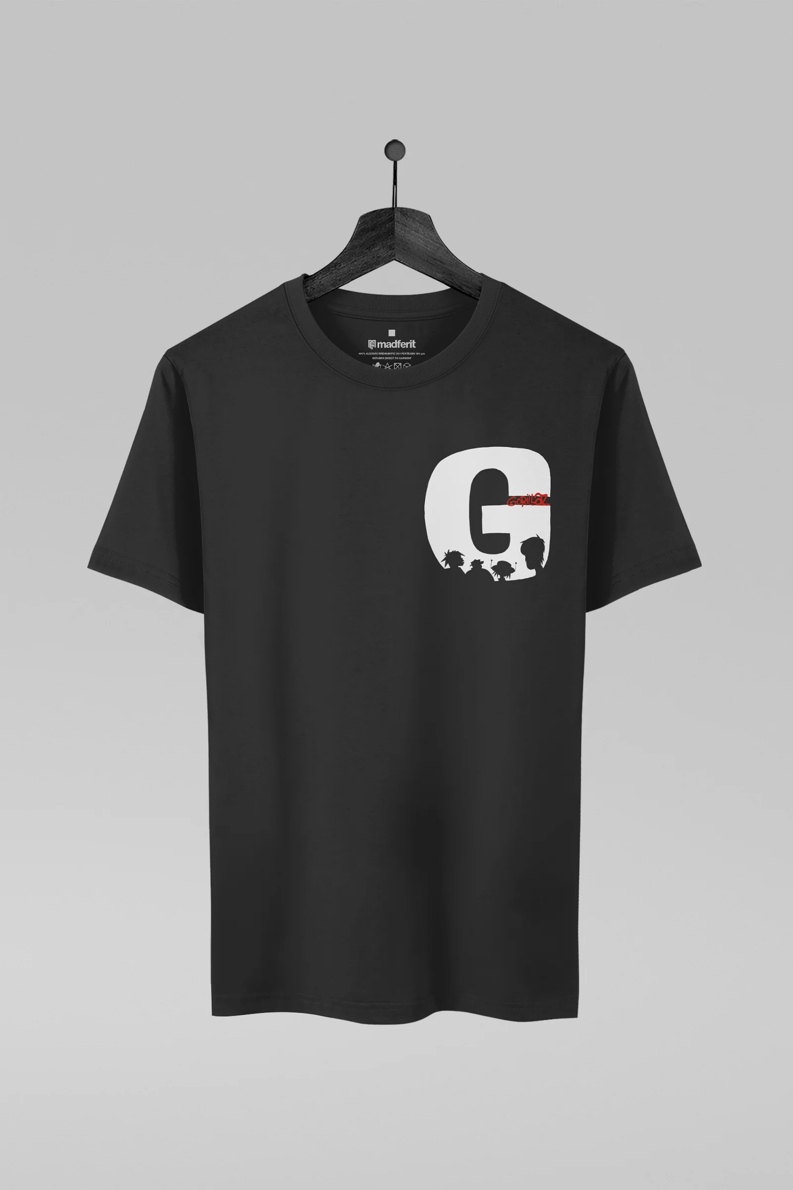 Camiseta preta com estampa da banda Gorillaz