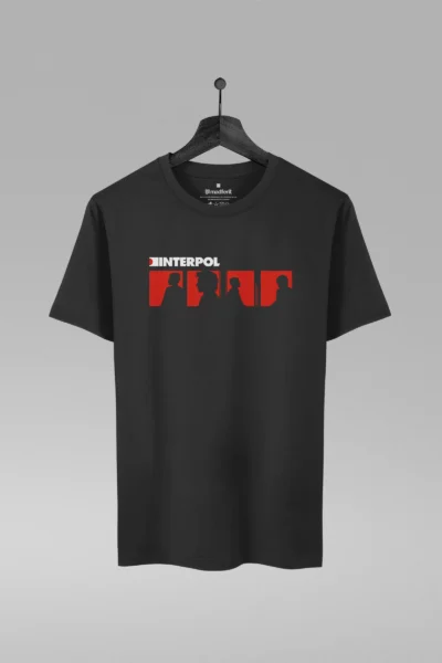 Camiseta preta com estampa da banda Interpol