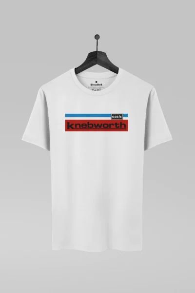 Camiseta branca com estampa da banda Oasis