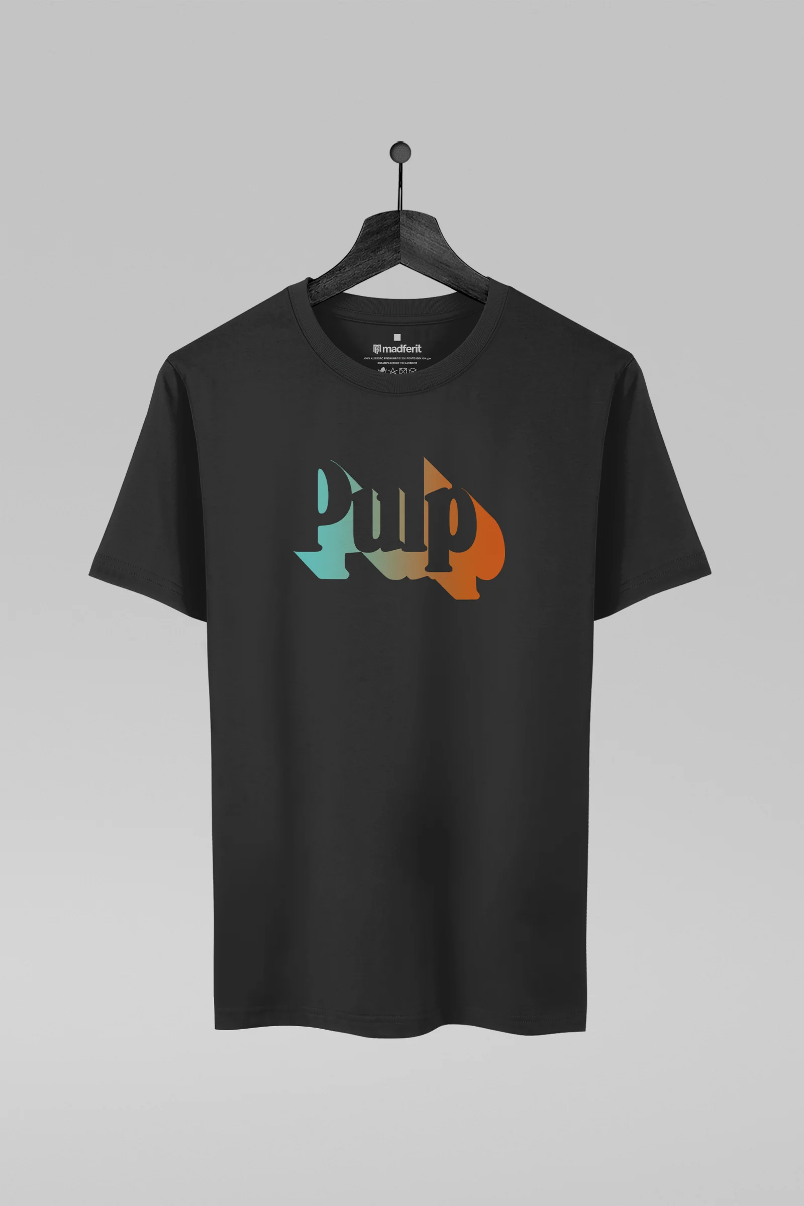Camiseta preta com estampa da banda Pulp