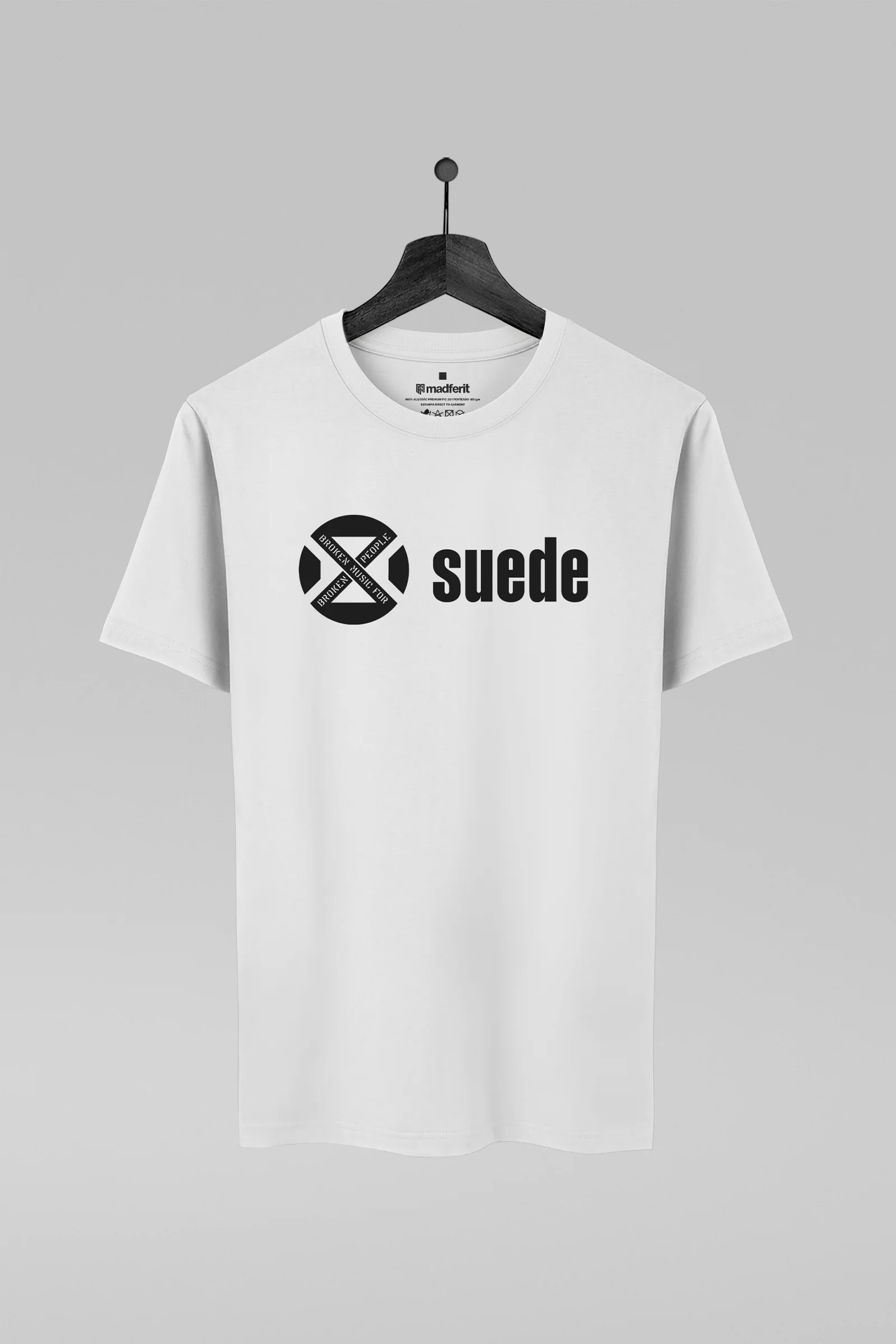 Camiseta branca com estampa da banda Suede