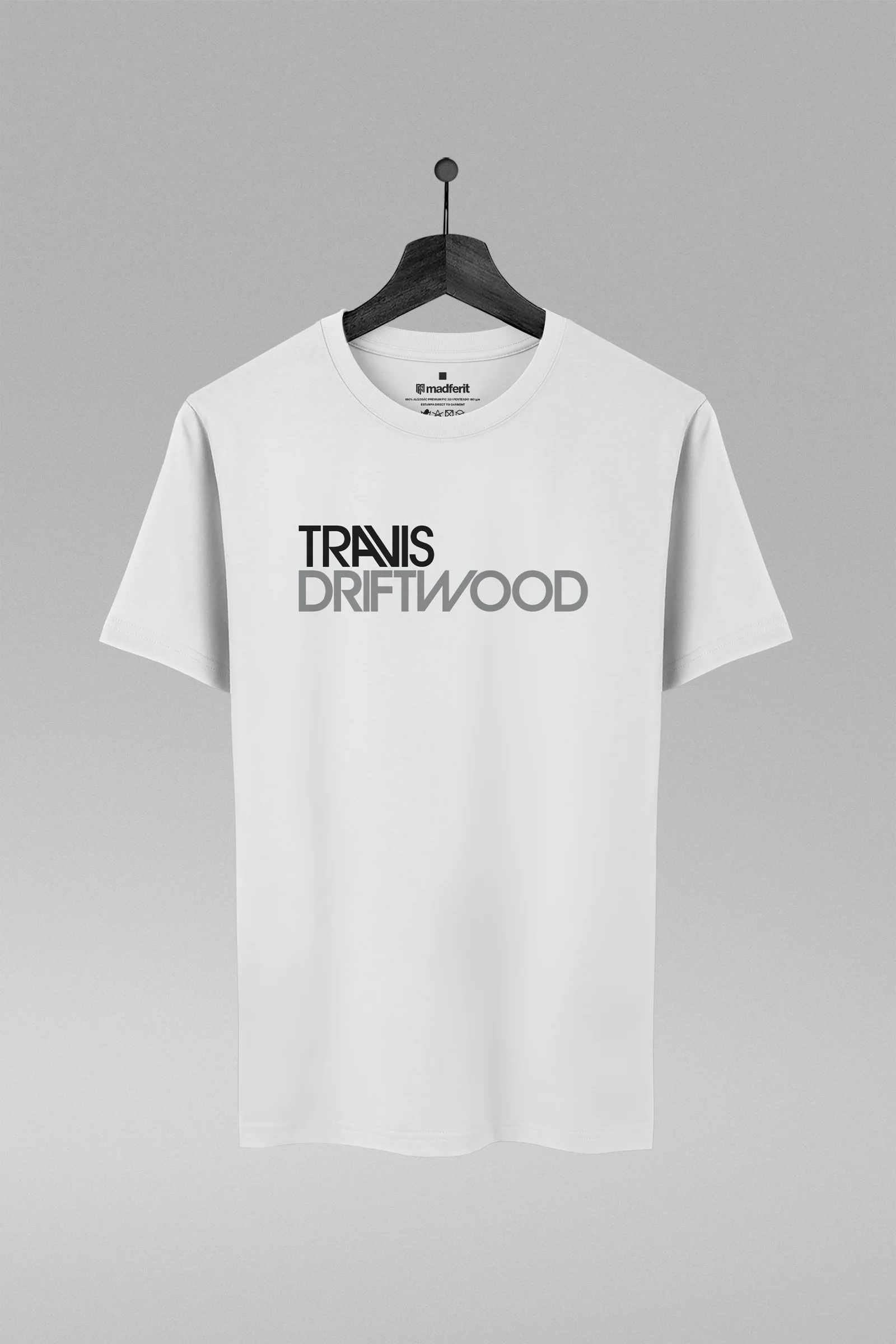 Camiseta branca com estampa da banda Travis