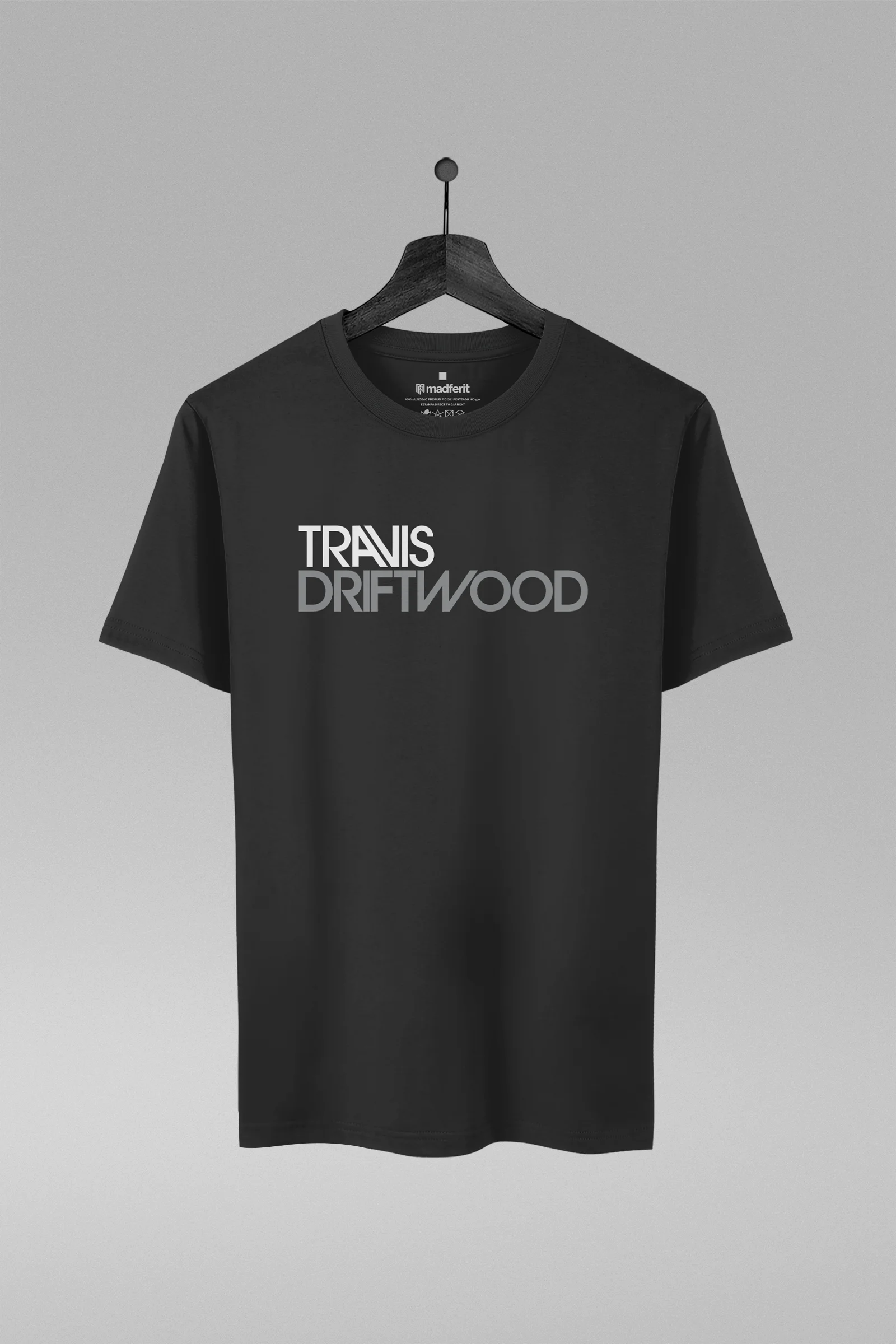 Camiseta preta com estampa da banda Travis